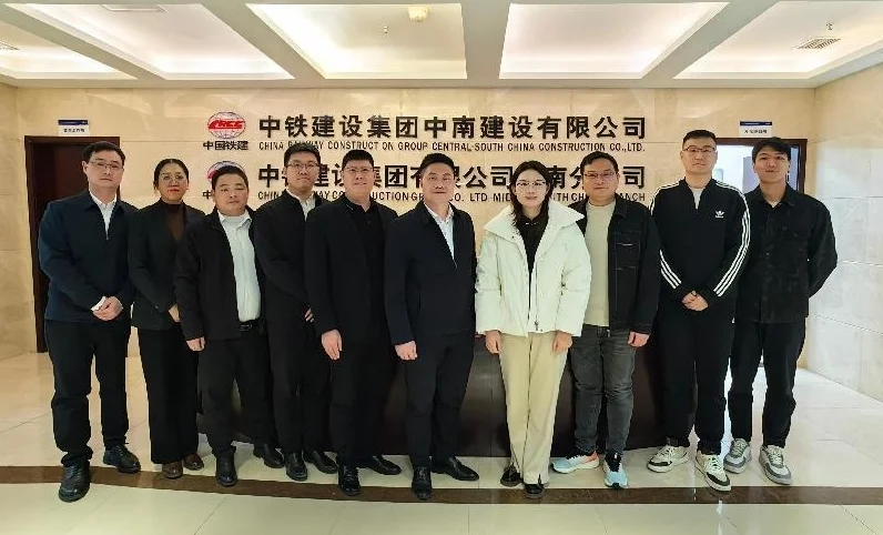 大发娱乐
：携毕业生进企业 解锁求职“新密码”