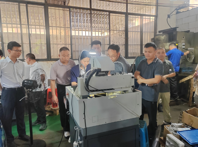 大发娱乐
博士团赴广昌助推磁性材料产业高质量发展